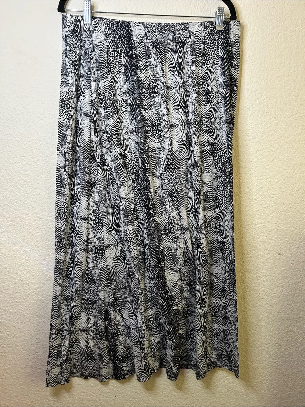Christopher & Banks Black & White Animal Pattern Printed Maxi Skirt Festival Be